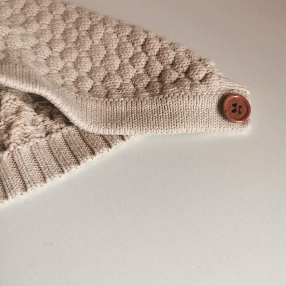 Baby Bonnet - Picture 4 of 5